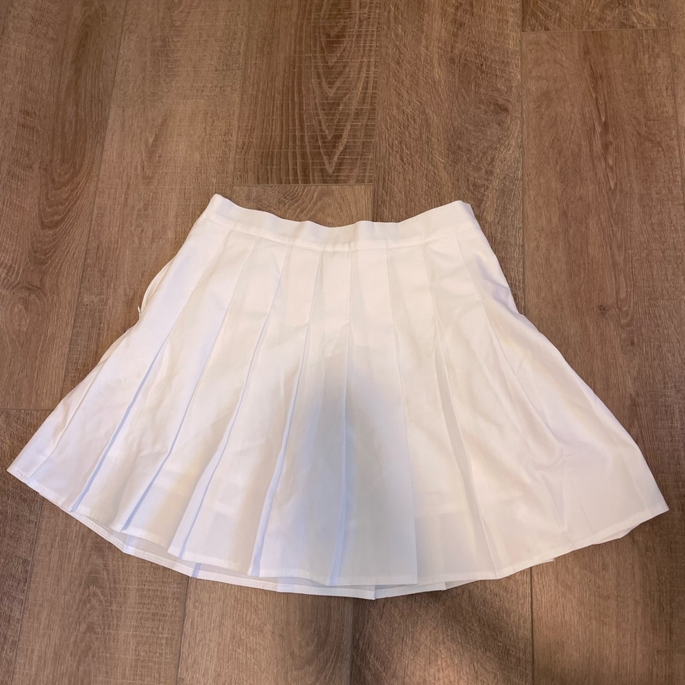 White tennis skirt